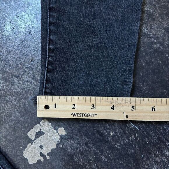 Good Threads Women's Whiskering Frayed Hem Jeans Black Size Large / 30 - Picture 12 of 14